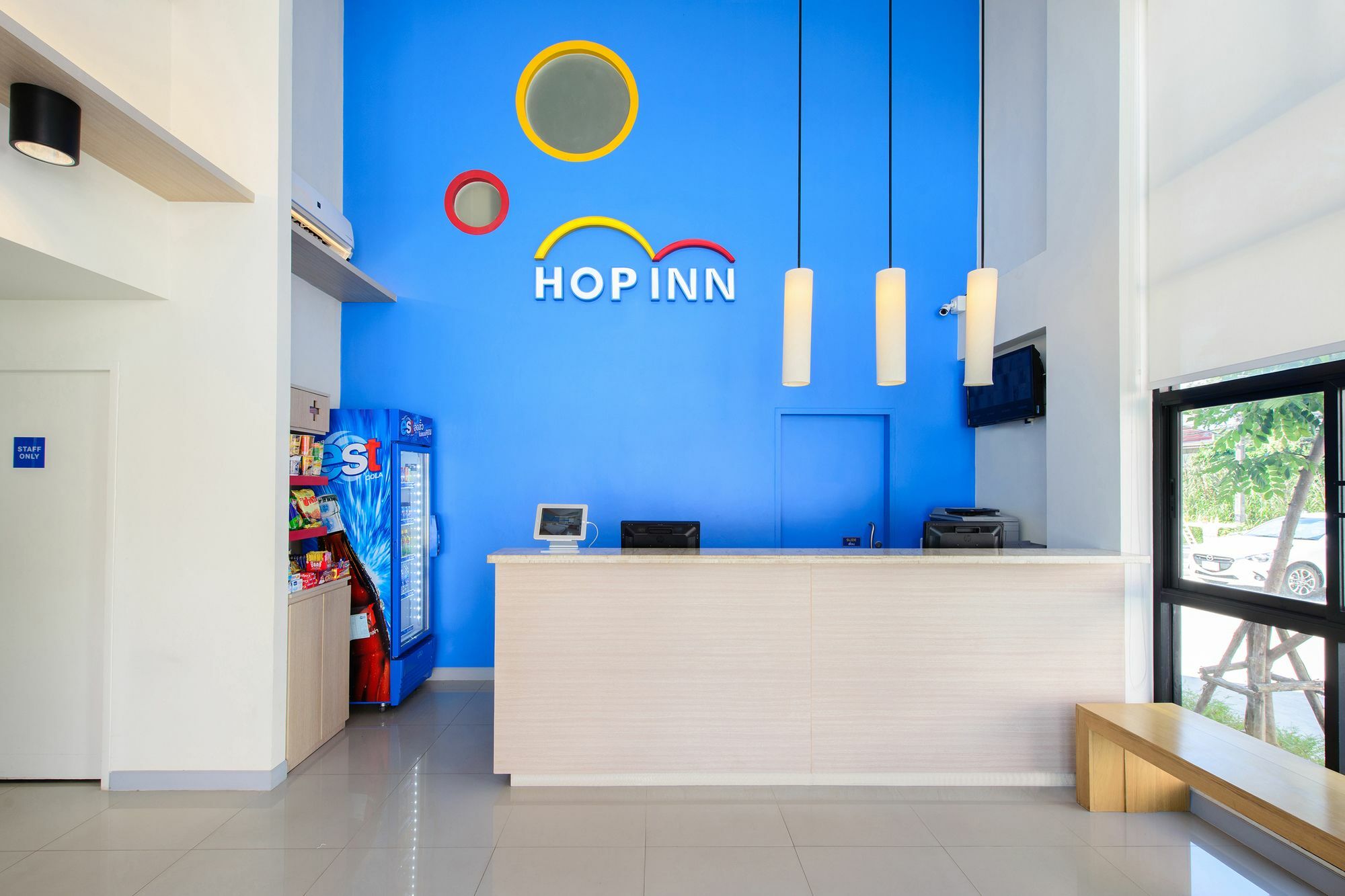 Hop Inn HHQ Zewnętrze zdjęcie