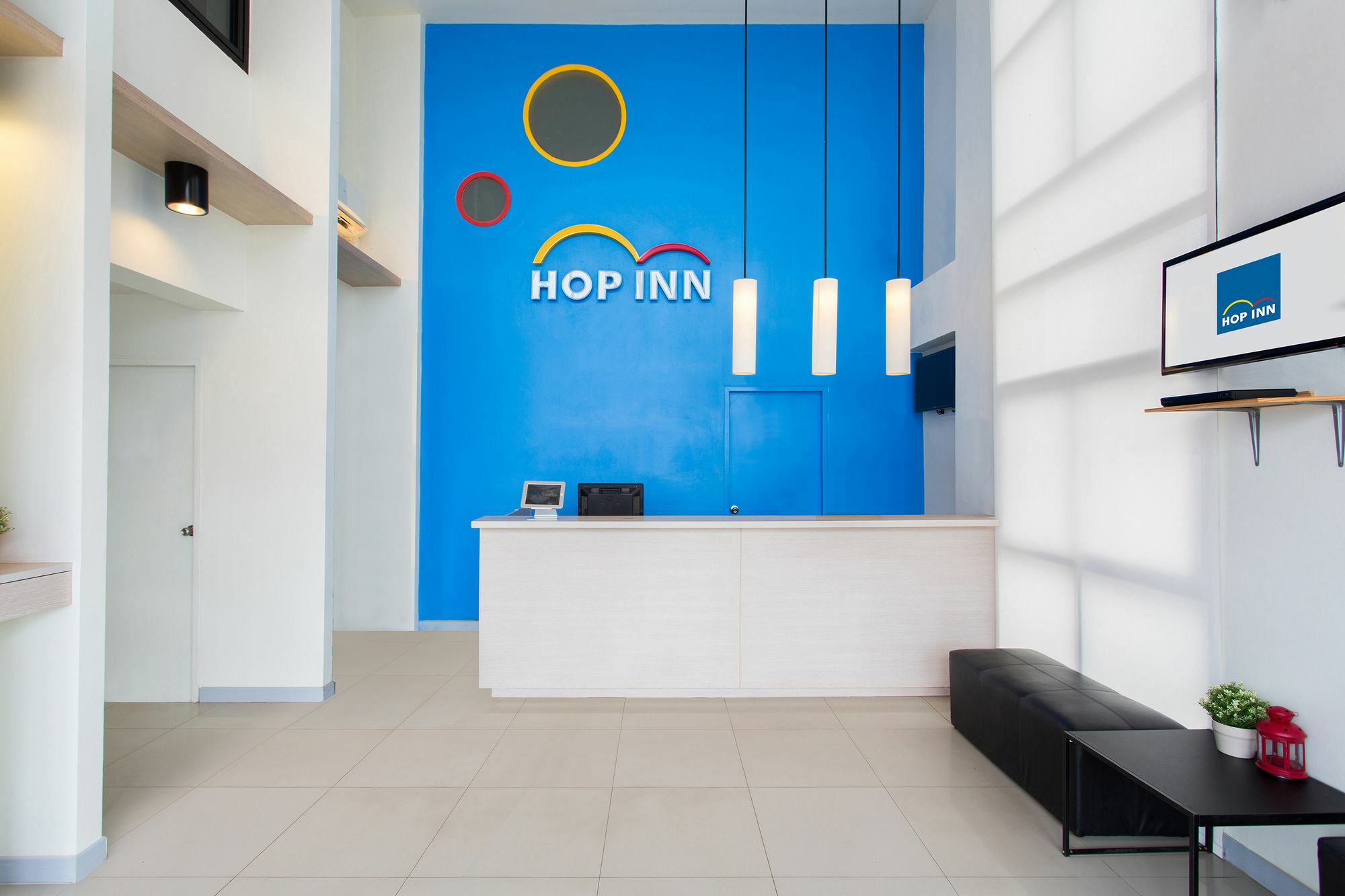 Hop Inn HHQ Zewnętrze zdjęcie